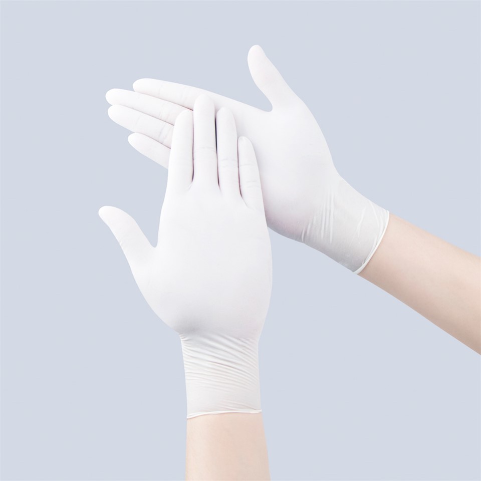 Bijele rukavice od lateksa za jednokratnu upotrebu